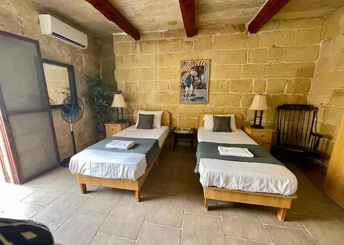 Villa Private Pool Luxe Għajnsielem